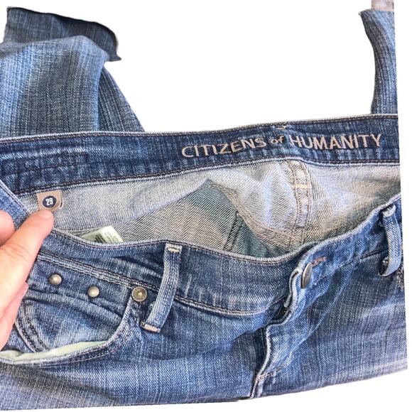 Citizens of Humanity Dani Straight Faded Medium-wash Cropped Jean-size 29 - Picture 6 of 14